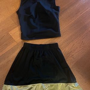 Cheerleading outfit